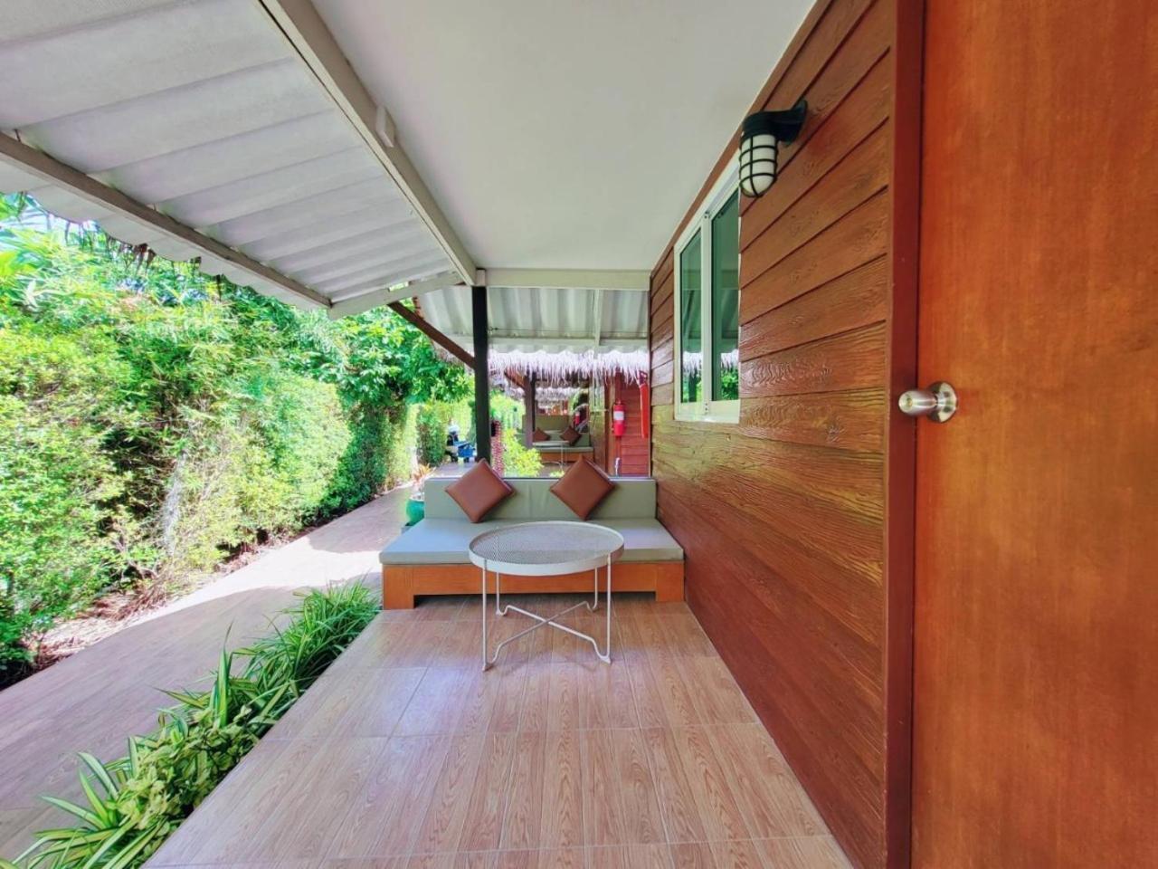 Charming Lipe Beach Resort Extérieur photo