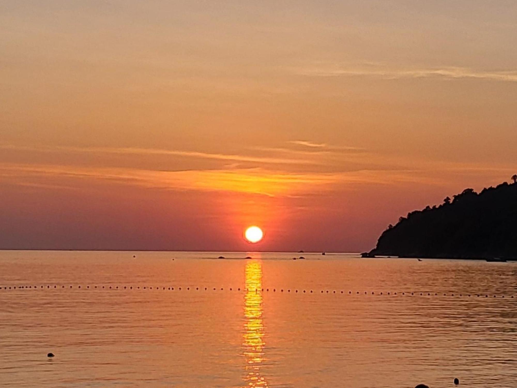 Charming Lipe Beach Resort Extérieur photo