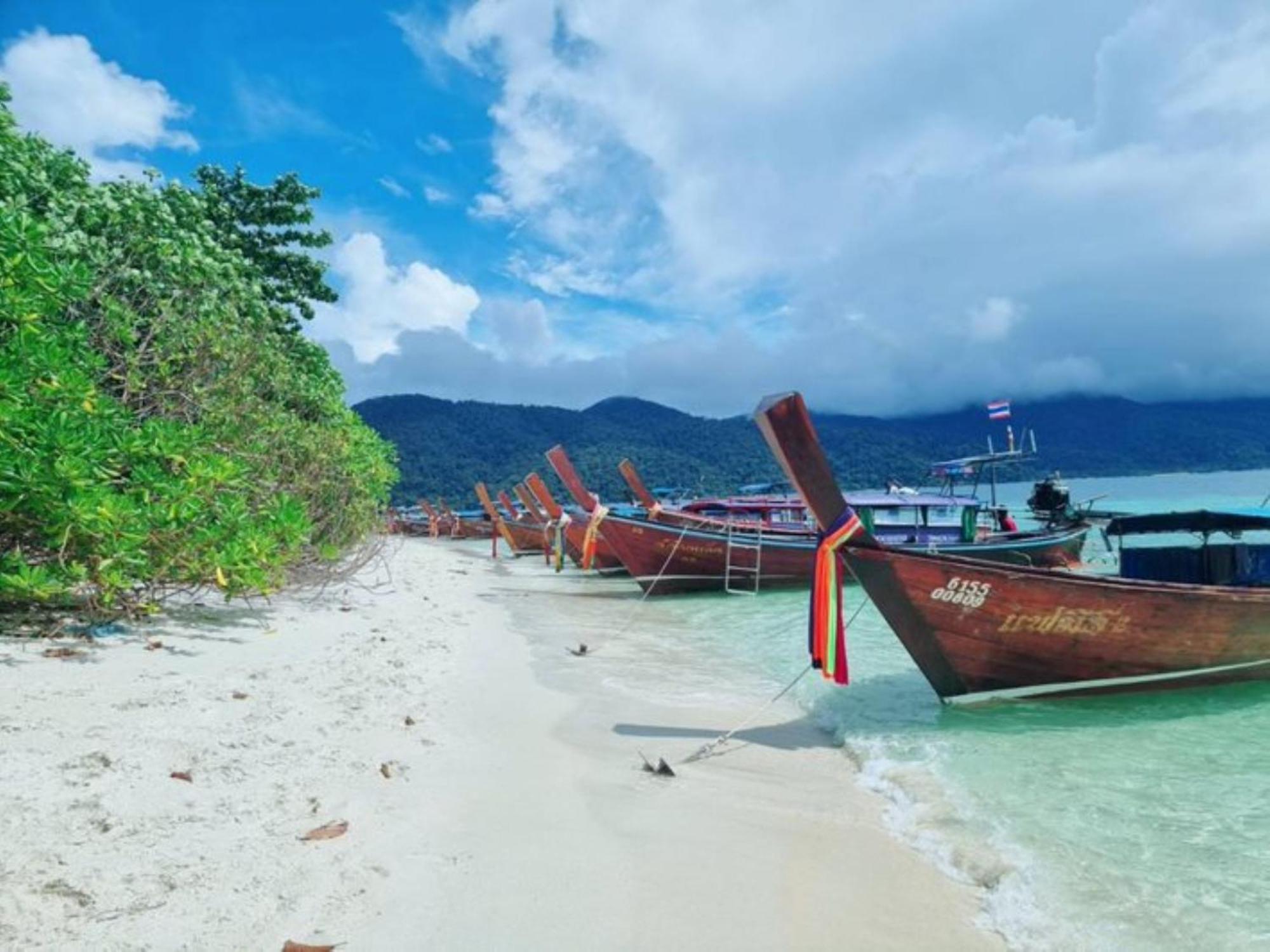 Charming Lipe Beach Resort Extérieur photo