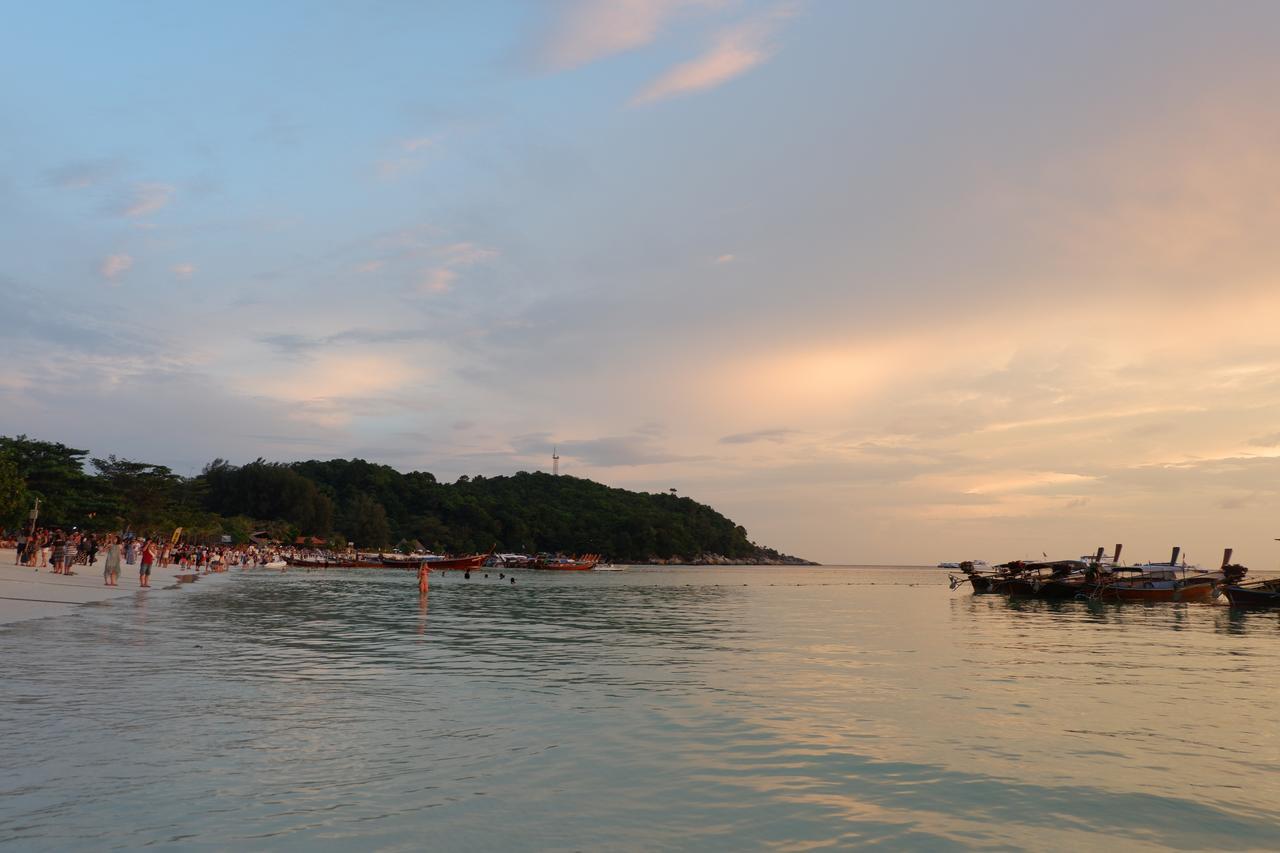 Charming Lipe Beach Resort Extérieur photo