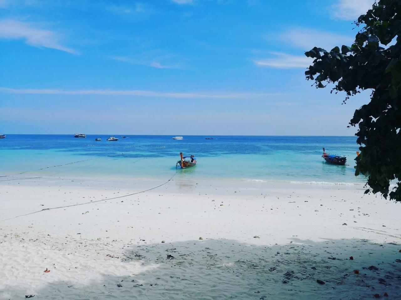 Charming Lipe Beach Resort Extérieur photo